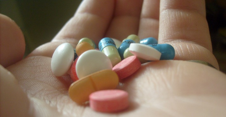 MZ: prawie 900 tys. seniorów skorzystało we wrześniu z bezpłatnych leków